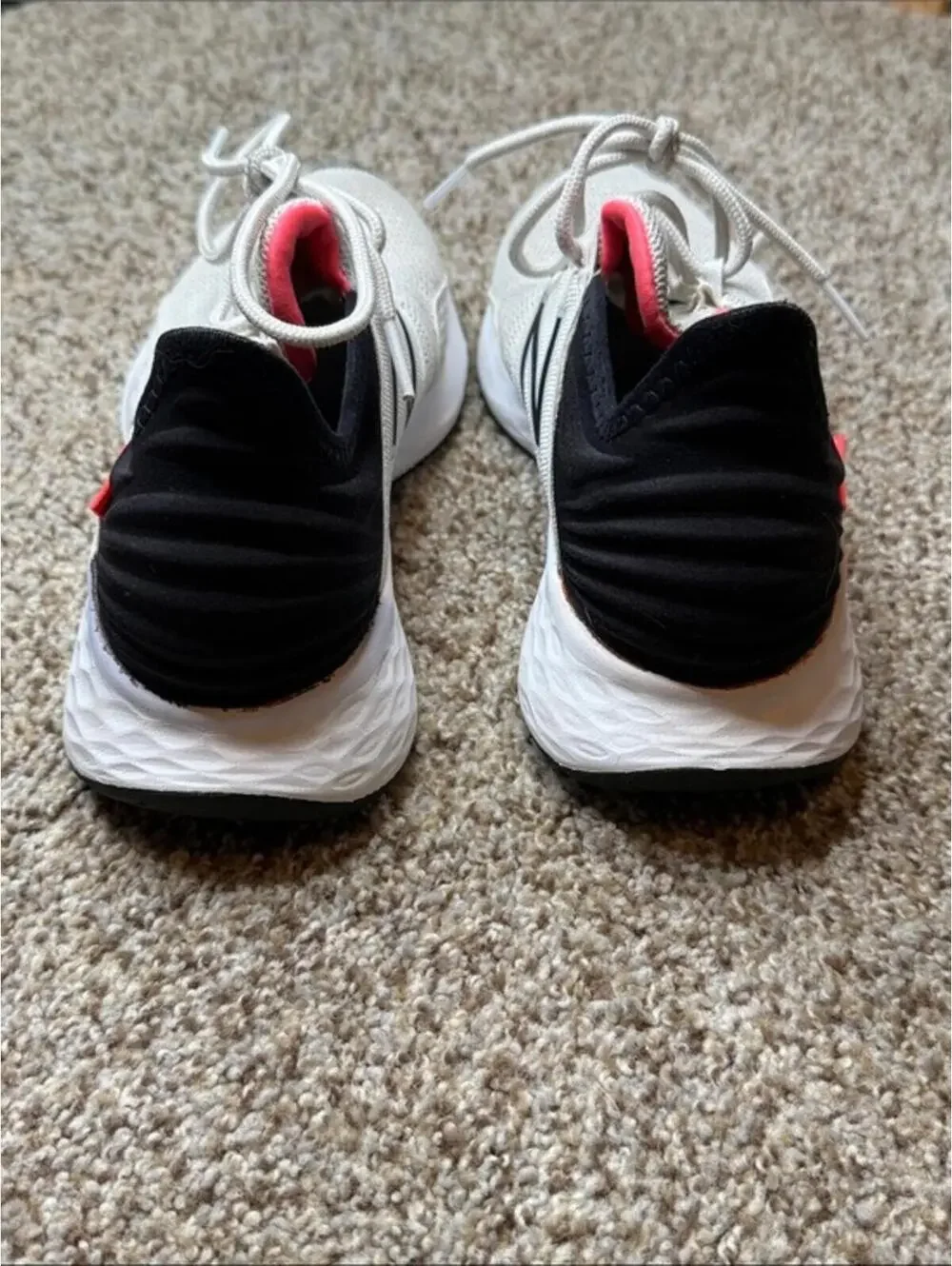 New Balance Women's Fresh Foam ROAV Running Shoes Size 6.5 - Picture 4 of 7